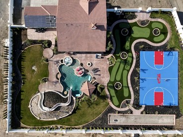 Family-Friendly Vacation Home with Pool, Sports Courts & Event Space near Tracy Sky-Dive Center – Tracy, California - Tracy, California - glamping.directory
