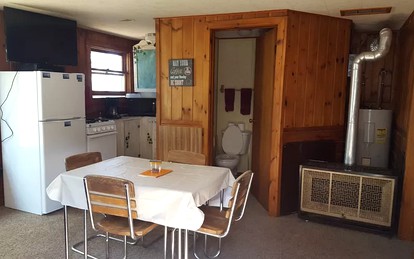 Remote Cabin Vacation Rental on Beautiful Somo Lake, Wisconsin - Tomahawk, Wisconsin - glamping.directory