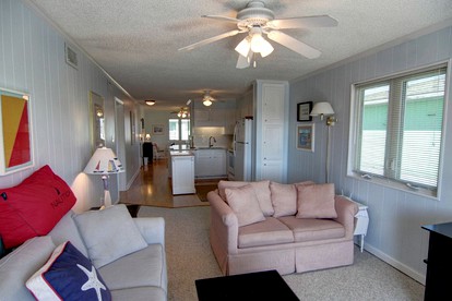 Cozy Beach Getaway with Ocean Views near Wilmington, North Carolina - Holden Beach, North Carolina - glamping.directory