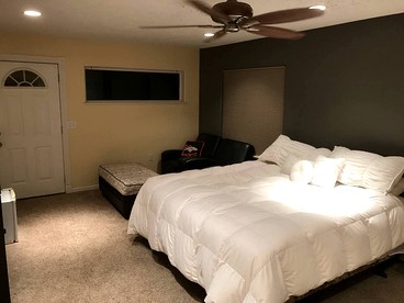 Gorgeous Vacation Retreat for Couples near Soldotna, Alaska - Soldotna, Alaska - glamping.directory