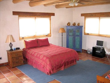 Glamping Vacation Rental on New Mexico Farmland near Carson National Forest - Arroyo Seco, New Mexico - glamping.directory