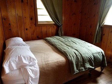 Charming Vacation Cabin with Waterfront Views on Pine Lake, Michigan - Wellston, Michigan - glamping.directory