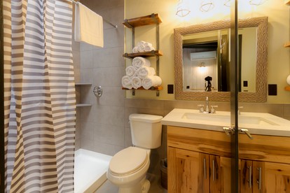 Elegant Cabin with Garden Area in Sedona, Arizona - Sedona, Arizona - glamping.directory