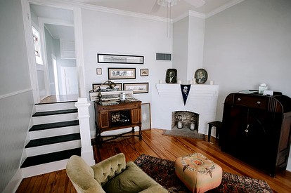 Historic Cottage Rental near Bentsen-Rio Grande Valley State Park in Mission, Texas - Mission, Texas - glamping.directory