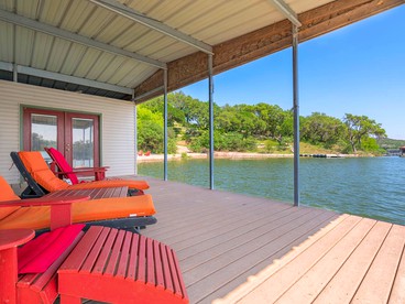 Unique Lake Travis Front Eco-Cabin Rental on Magical Yoga Retreat near Austin, Texas - Spicewood, Texas - glamping.directory