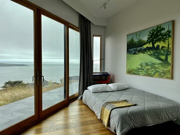 Sky House Boutique Seaside Retreat With Cinema Near Dillon Beach - Dillon Beach, California - glamping.directory