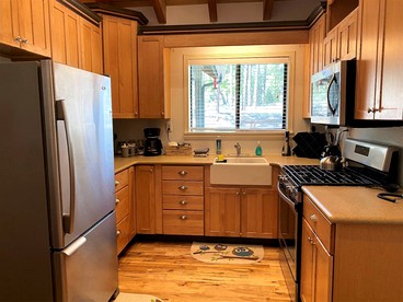 Beautiful Prescott Cabin Rental with a Hot Tub - Prescott, Arizona - glamping.directory