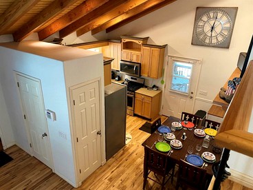 Beautiful Prescott Cabin Rental with a Hot Tub - Prescott, Arizona - glamping.directory