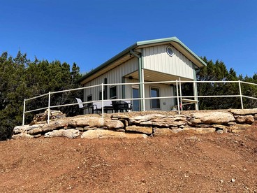 Cozy Cabin for Glamping Stay on Lake Godstone, Texas - Graford, Texas - glamping.directory