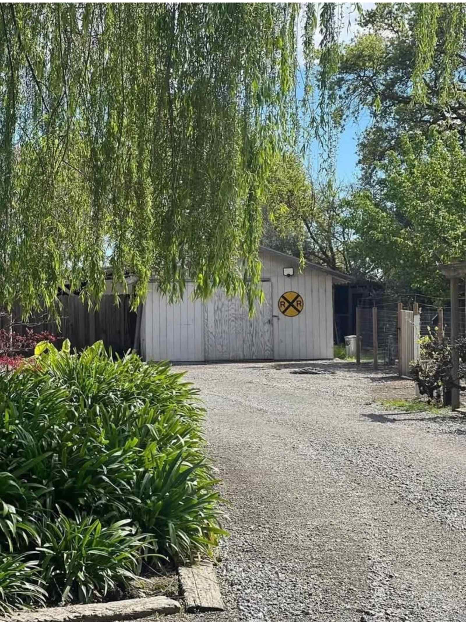Saddle and Sip Retreat - Gilroy, California - glamping.directory