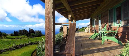Tropical Nature Lodge with Incredible Views near Kohala Forest Reserve in Hawaii - Hawi, Hawaii - glamping.directory