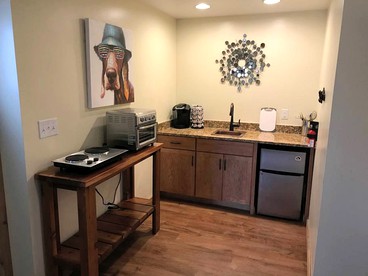 Tranquil Vacation Rental Nestled in the Shenandoah Mountains of Howardsville, Virginia - Howardsville, Virginia - glamping.directory