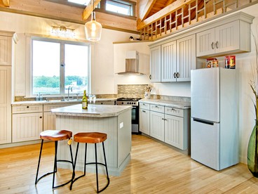 Incredible Cottage Vacation Rental in Mid Coast Maine with Private Beach near Brunswick, Maine - Phippsburg, Maine - glamping.directory