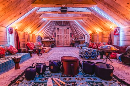 Unique Cave with Incredible Desert Panoramic Views in Utah - Iron County, Utah - glamping.directory