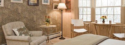 Year-Round Room Accommodation with Serene Woodland Views near Norway, Maine - Waterford, Maine - glamping.directory