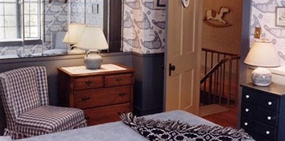 Year-Round Room Accommodation with Serene Woodland Views near Norway, Maine - Waterford, Maine - glamping.directory