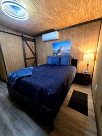 Beautiful Rustic Wooden Cabin in Quitman, Mississippi - Quitman, Texas - glamping.directory