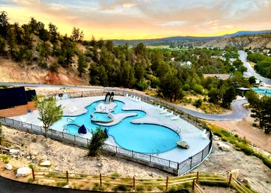 Amazing Retro Airstream on a Beautiful Resort with Fantastic Amenities near Zion National Park in Orderville, Utah - Orderville, Utah - glamping.directory