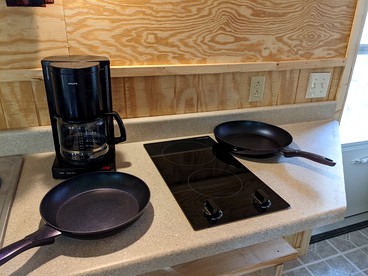Amazing Pet-Friendly Cabin Rental near Summersville Lake in Fayetteville, West Virginia - Hico, West Virginia - glamping.directory