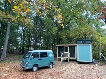 Glamping Tiny House Situated in the Tennesse Woods for a Tranquil Escape near Chattanooga - Signal Mountain, Tennessee - glamping.directory