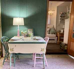 Glamping Tiny House Situated in the Tennesse Woods for a Tranquil Escape near Chattanooga - Signal Mountain, Tennessee - glamping.directory