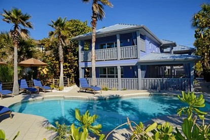 Wonderful Suite with Gorgeous Views near Clearwater, Florida - glamping.directory