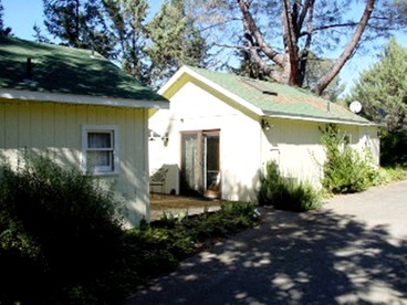 Stunning Secluded Retreat near Wineries in Middletown, California - glamping.directory