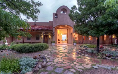 Luxury Staycation with Mountain Views near Albuquerque, New Mexico - glamping.directory