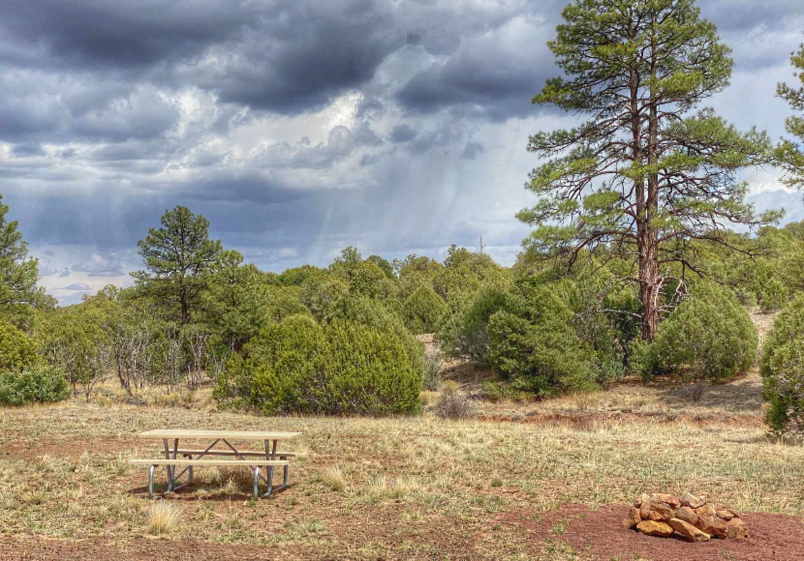 Horse friendly campsites - Linden, Arizona - glamping.directory