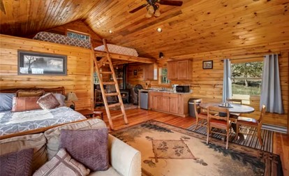 Cozy Modern Cabin Surrounded by Nature for a Peaceful Getaway in Cripple Creek, Colorado - Cripple Creek, Colorado - glamping.directory