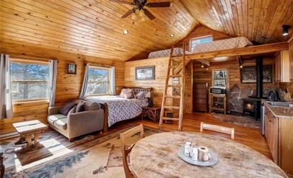 Cozy Modern Cabin Surrounded by Nature for a Peaceful Getaway in Cripple Creek, Colorado - Cripple Creek, Colorado - glamping.directory