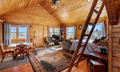 Cozy Modern Cabin Surrounded by Nature for a Peaceful Getaway in Cripple Creek, Colorado - Cripple Creek, Colorado - glamping.directory