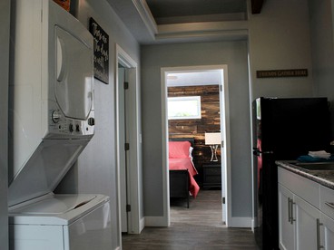 Charming Tiny House with Mountain Views in an Apple Orchard in Glendale, Utah - Glendale, Utah - glamping.directory
