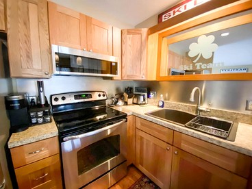 Fantastic Cabin with Swimming Pool in Bartlett, New Hampshire - Bartlett, New Hampshire - glamping.directory