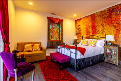 Luxury Lake Cuyamaca Suite at a Spa Lodge - Julian, California - glamping.directory
