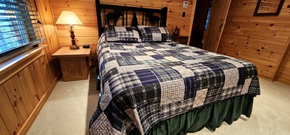 Cozy Lakefront Cabin with Private Dock & Seaplane Access on Moosehead Lake, Greenville, Maine - Greenville, Maine - glamping.directory