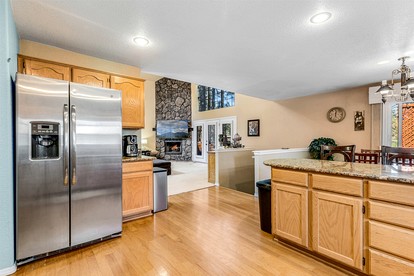 Beautiful Vacation Rental with Golf Club Fairway Views from the Spacious Deck in Flagstaff, Arizona - Flagstaff, Arizona - glamping.directory