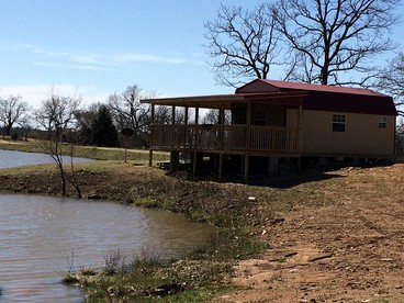 Cozy Cabin Rental on Vineyard in Allen, Oklahoma - Allen, Oklahoma - glamping.directory