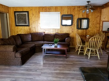 Pet Friendly Cabin with a Shared, Outdoor Pool near Big Bear Lake, California - glamping.directory