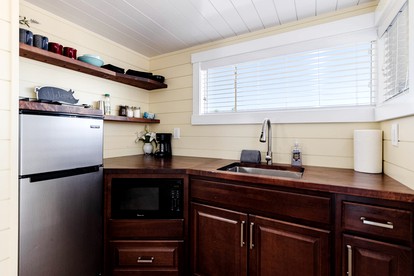 New Heights of Comfort: Stunning Tiny Home in Apple Valley, Utah - Apple Valley, Utah - glamping.directory