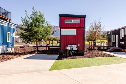 New Heights of Comfort: Stunning Tiny Home in Apple Valley, Utah - Apple Valley, Utah - glamping.directory