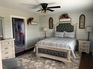 Charming Vacation Rental near Owensville, Missouri - Ideal for a Glamping Retreat with Family and Friends - Boulware Township, Missouri - glamping.directory