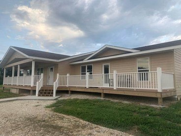 Charming Vacation Rental near Owensville, Missouri - Ideal for a Glamping Retreat with Family and Friends - glamping.directory