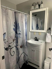 Charming Vacation Rental near Owensville, Missouri - Ideal for a Glamping Retreat with Family and Friends - Boulware Township, Missouri - glamping.directory
