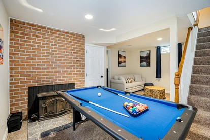 Fun and Modern Cabin with Pool Table, Hot Tub and Fire Pit for Your Perfect Getaway in Historic Harpers Ferry, WV - Harpers Ferry, West Virginia - glamping.directory