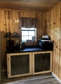 Cozy Cabin Rental near Ozark National Forest for a Relaxing Weekend Getaway in Arkansas - Harrison, Arkansas - glamping.directory
