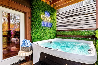 Luxurious Dolly Parton Inspired Cabin with Indoor Pool, a Private Hot Tub, and Arcade Games near Dollywood, Tennessee - Sevierville, Tennessee - glamping.directory