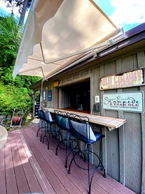 Dog Friendly Cabin on Lake Pend O'reille with Hot Tub and Lakefront Views, Perfect for a Family Retreat on the Lake - Sagle, Idaho - glamping.directory