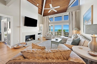 Stunning Oceanfront Villa with Gorgeous Sights in Georgetown, South Carolina - Georgetown, South Carolina - glamping.directory