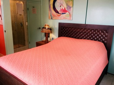 Idyllic Getaway with Ocean Views in Captain Cook, Hawaii - Captain Cook, Hawaii - glamping.directory